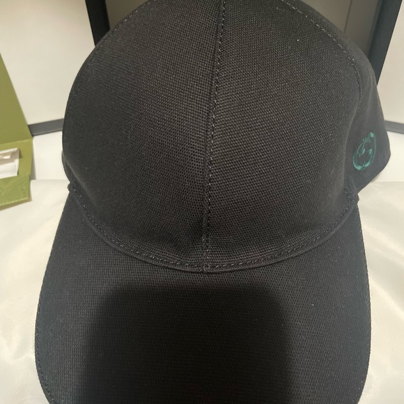 Brand New Authentic Gucci baseball cap. - Picture 1 of 9